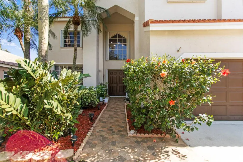 Picture of 350 Cambridge Dr, Weston FL 33326