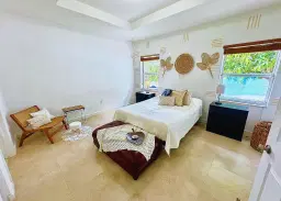 Picture of 160 NE 36Th Ave Rd, Homestead, FL 33033