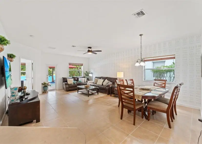 Picture of 160 NE 36Th Ave Rd, Homestead FL 33033