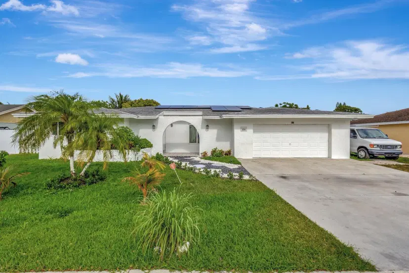 Picture of 854 Royal Palm Beach Boulevard, Royal Palm Beach FL 33411