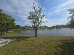 Picture of 61 Calle De Lagos, Fort Pierce, FL 34951