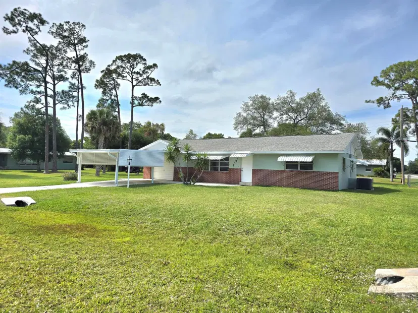 Picture of 7902 Lockwood Drive, Fort Pierce FL 34951