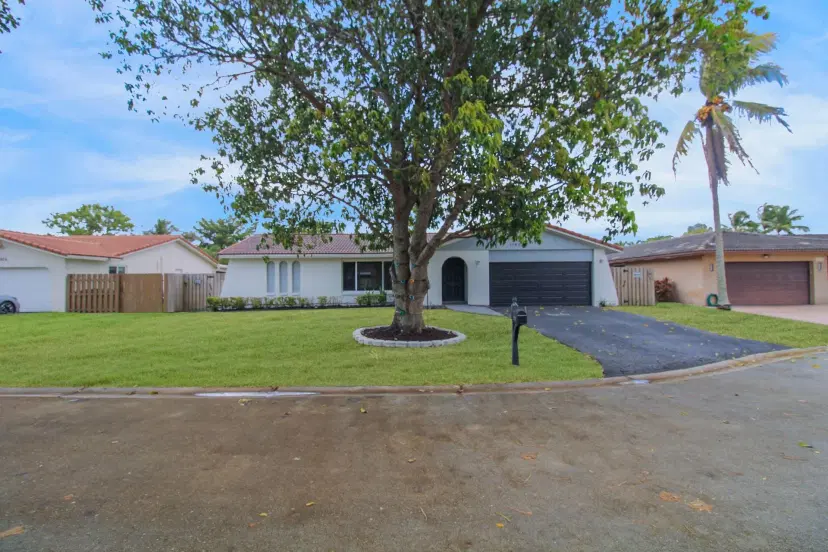 Picture of 11922 NW 26Th Pl, Coral Springs FL 33065