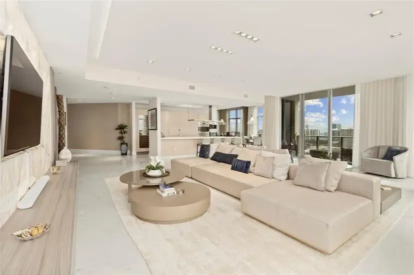 Picture of 17301 Biscayne Blvd Ph 7, Aventura FL 33160