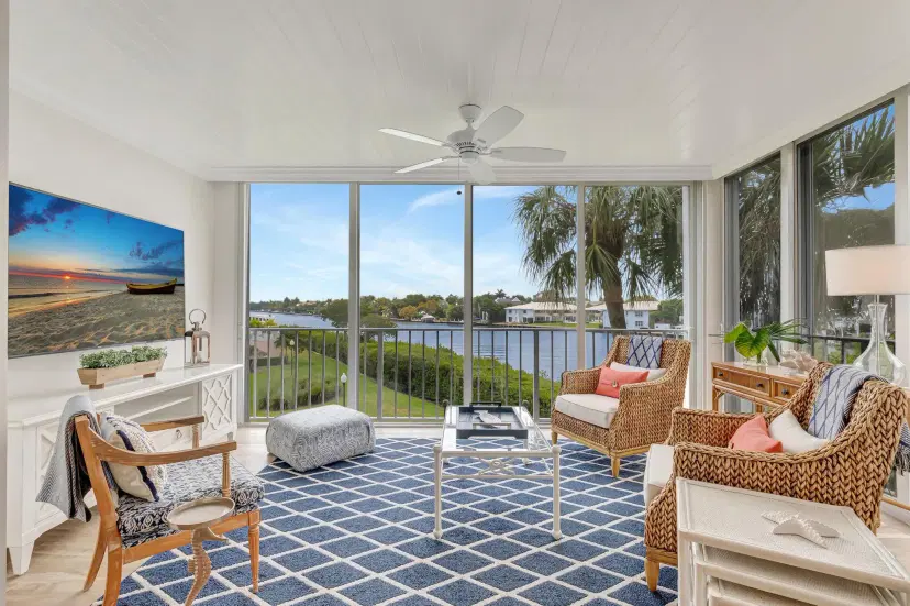 Picture of 790 Andrews Avenue H-202, Delray Beach FL 33483