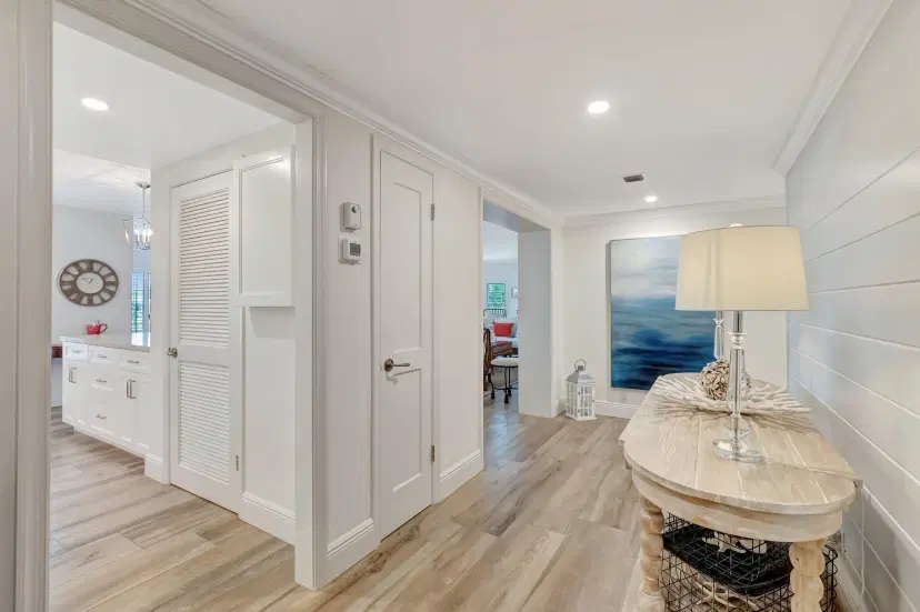 Picture of 790 Andrews Avenue H-202, Delray Beach FL 33483