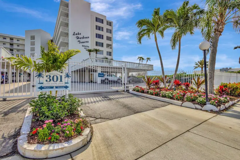 Picture of 301 Lake Shore Drive 503, Lake Park FL 33403