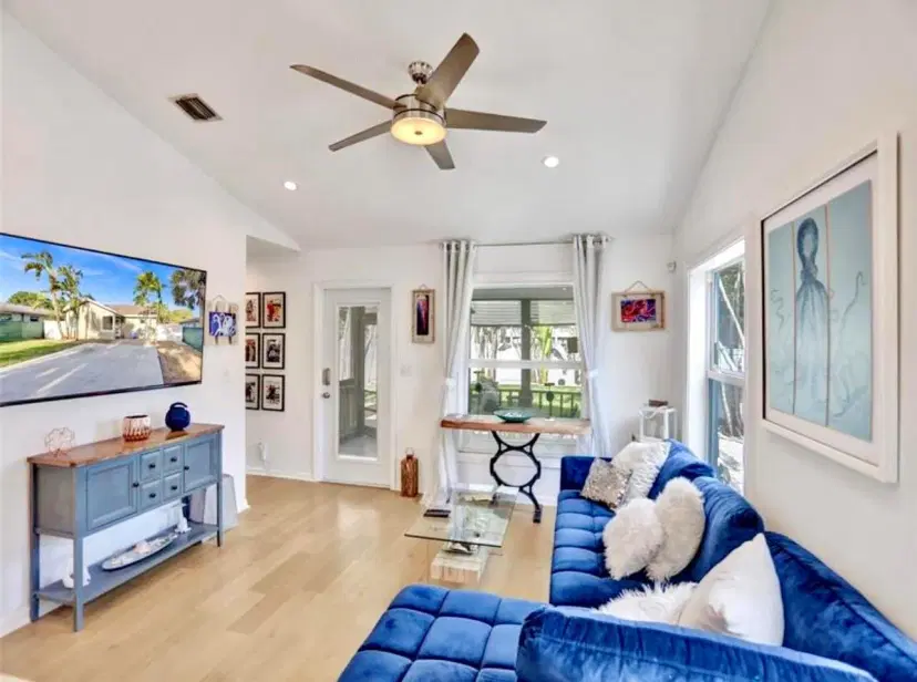 Picture of 1204 NE 3Rd Ave, Fort Lauderdale FL 33304