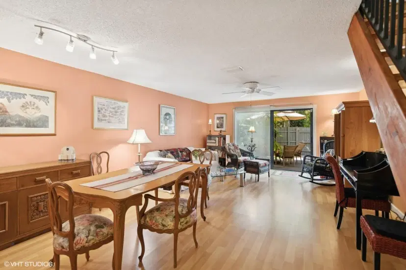 Picture of 3082 S Oakland Forest Dr 1304, Oakland Park FL 33309