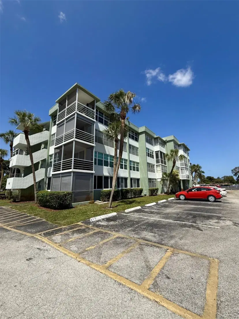 Picture of 2741 E Taft St 102, Hollywood FL 33020