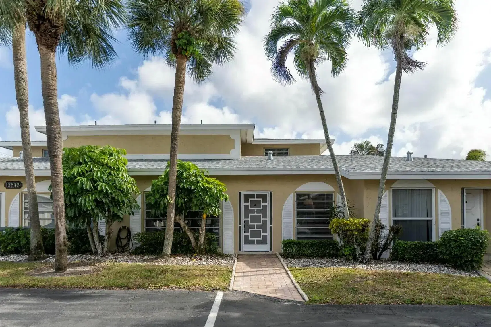 Picture of 13572 Via Flora C, Delray Beach, FL 33484