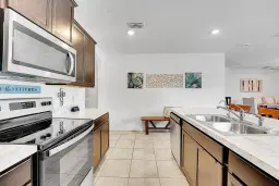 Picture of 332 SW Ridgecrest Drive, Port St Lucie, FL 34953