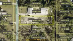 Picture of 8111 Breeze Dr, North Fort Myers, FL 33917