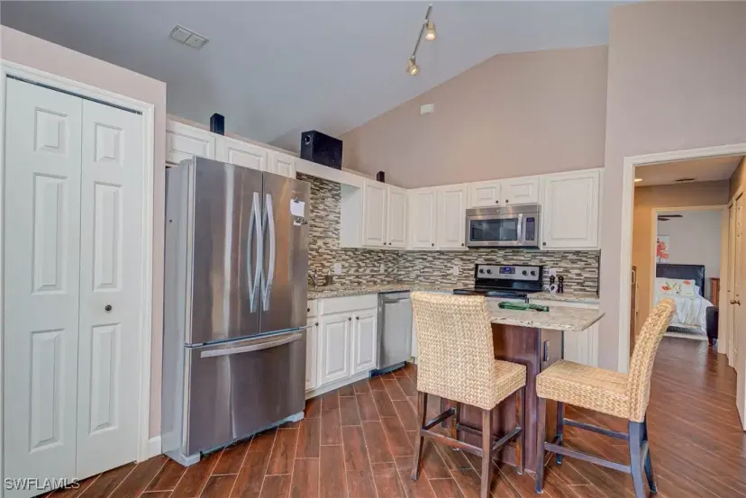 Picture of 442 Golden Gate Blvd W, Naples FL 34120