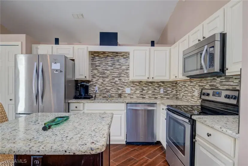 Picture of 442 Golden Gate Blvd W, Naples FL 34120