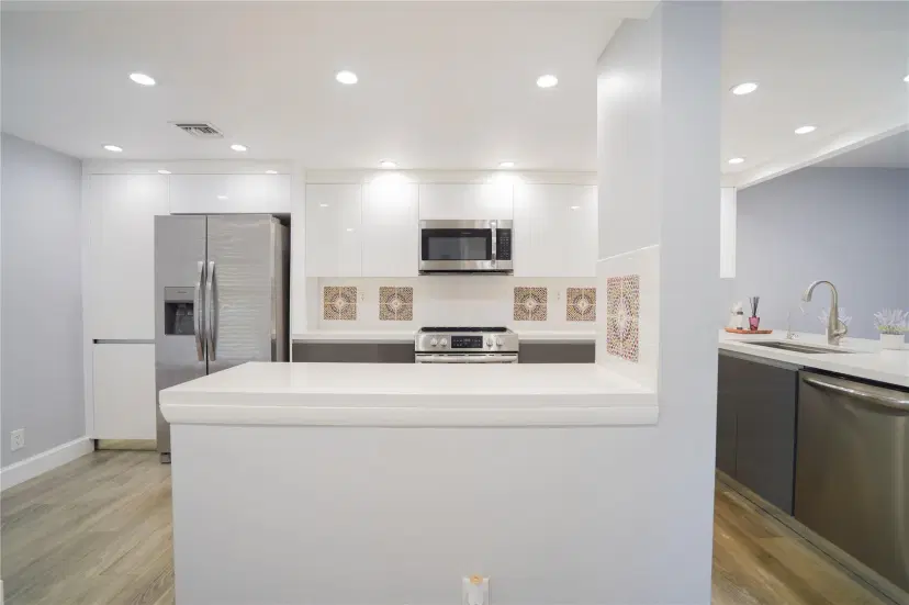 Picture of 7 Royal Palm Way 304, Boca Raton FL 33432
