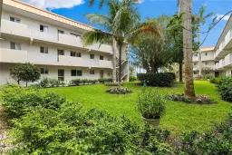 Picture of 1100 Gulf Shore Blvd N 110, Naples, FL 34102