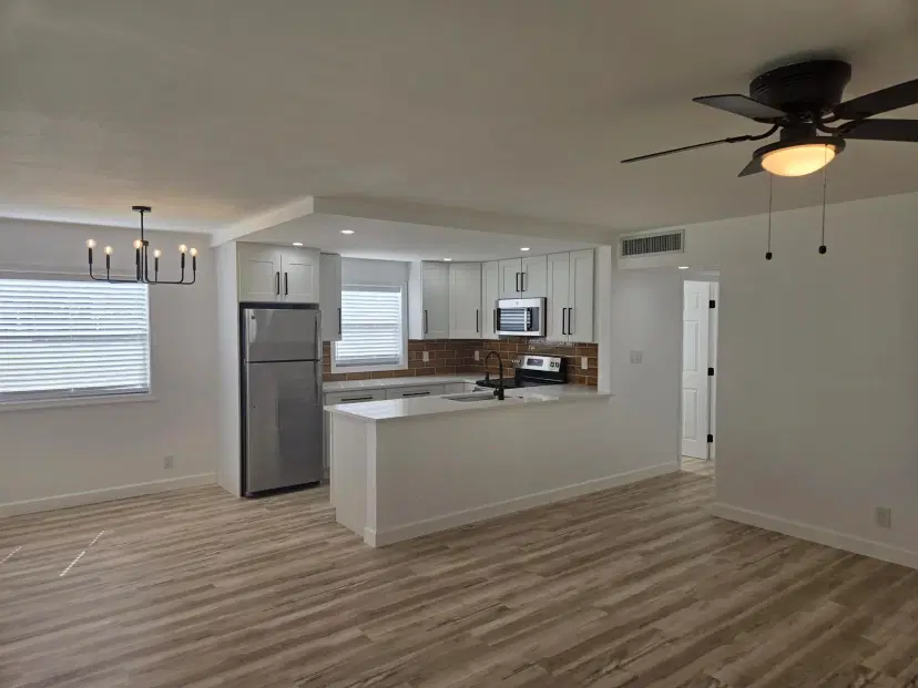 Picture of 216 Flanders E, Delray Beach FL 33484