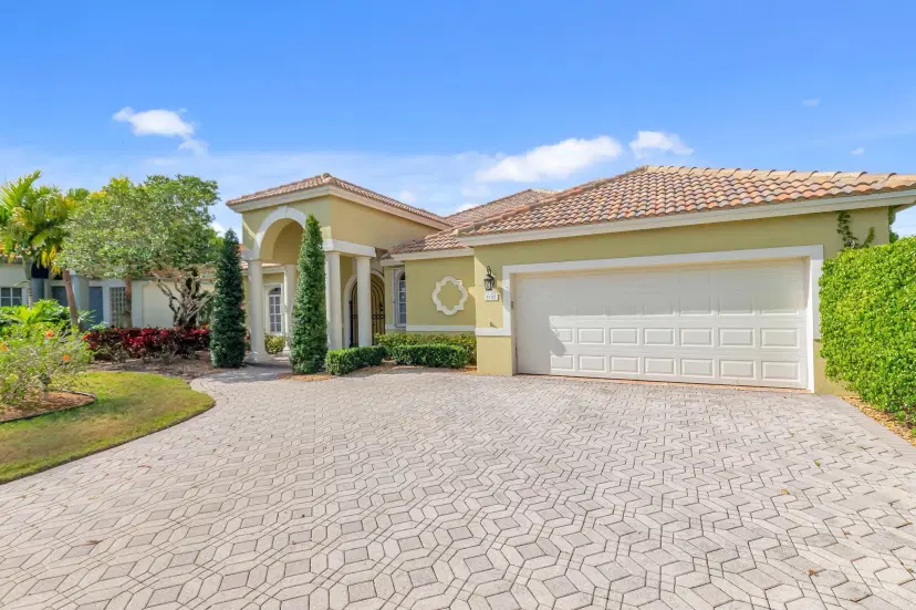 Picture of 9152 Long Lake Palm Drive, Boca Raton FL 33496