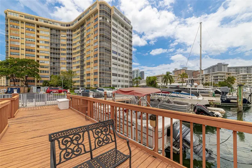 Picture of 100 Golden Isles Dr 911, Hallandale Beach FL 33009