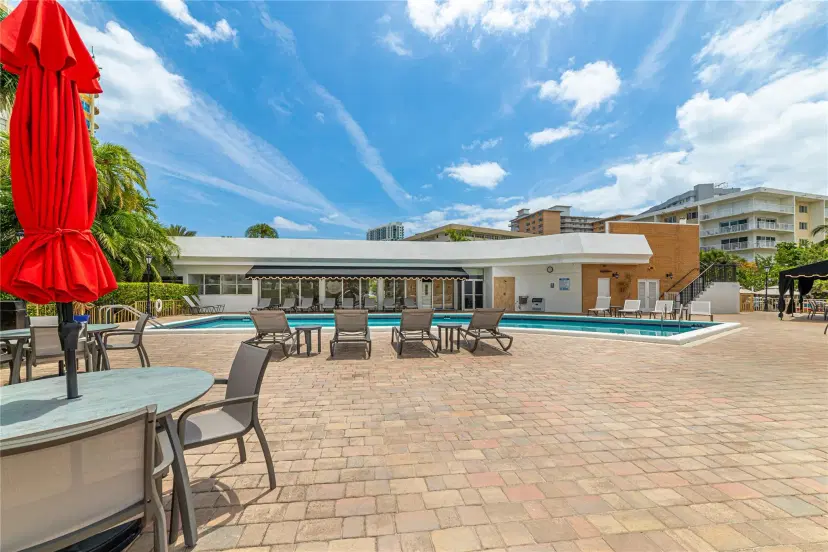 Picture of 100 Golden Isles Dr 911, Hallandale Beach FL 33009