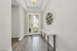 Picture of 18718 Lake Hammock Dr, Naples, FL 34112
