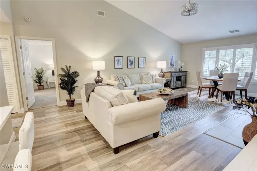 Picture of 408 Courtside Dr D203, Naples FL 34105