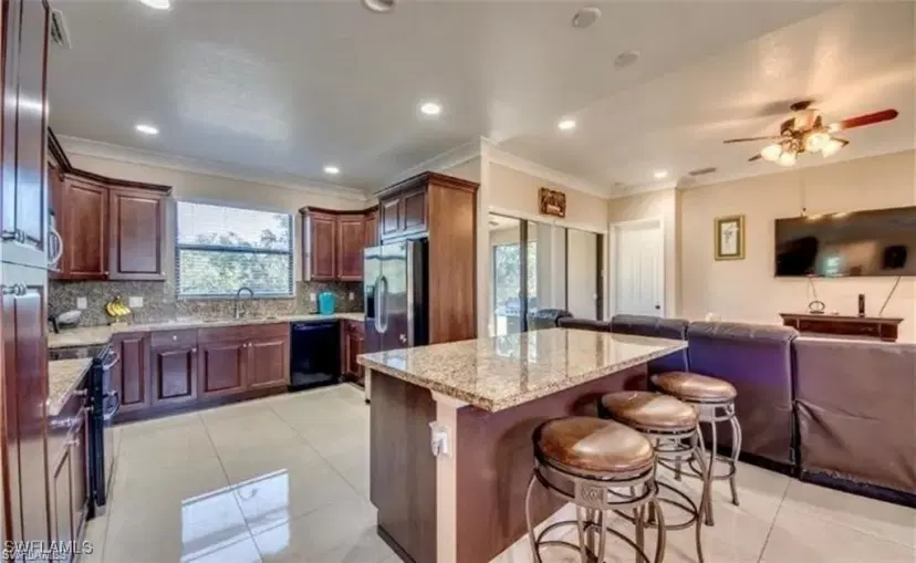 Picture of 906 Sunniland Blvd, Lehigh Acres FL 33971