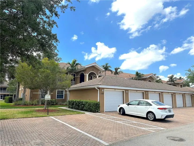Picture of 1108 Winding Pines Cir 201, Cape Coral FL 33909