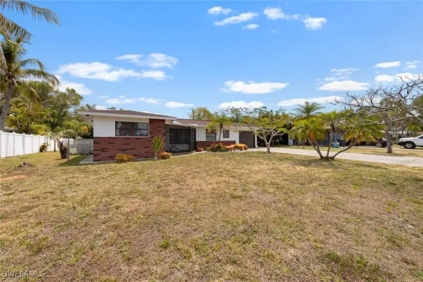 Picture of 6312 Saint Andrews Cir S, Fort Myers FL 33919
