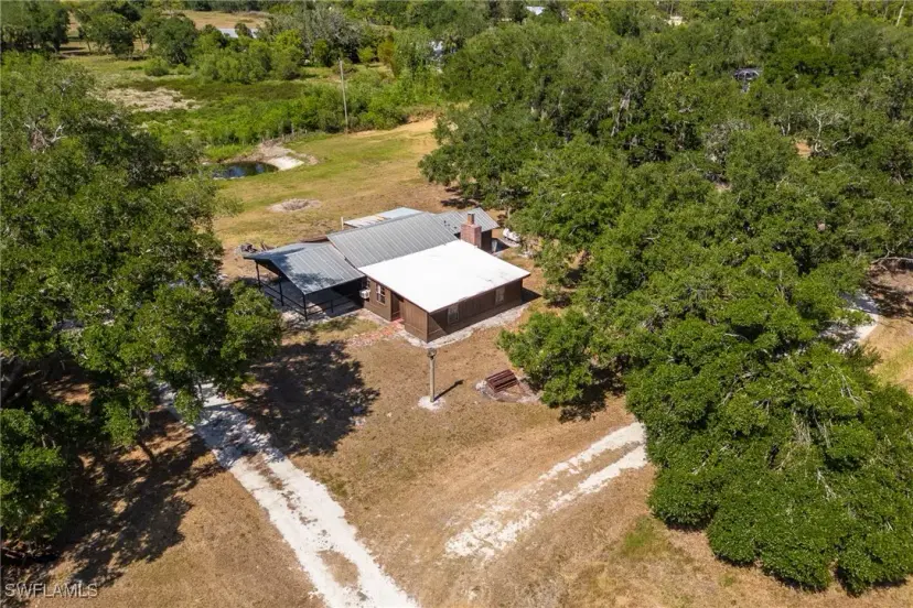 Picture of 19221 Gwynn Rd, North Fort Myers FL 33917