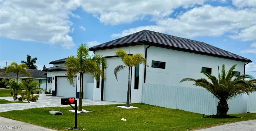 Picture of 1308 SW 5Th Ave, Cape Coral FL 33991