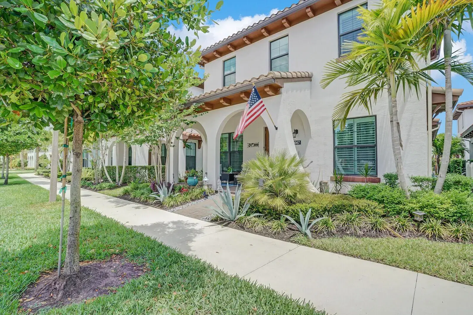 Picture of 8067 Hobbes Way, Palm Beach Gardens, FL 33418