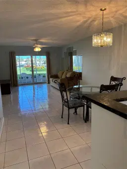Picture of 646 Snug Harbor Dr H110, Boynton Beach, FL 33435