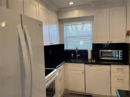 Picture of 646 Snug Harbor Dr H110, Boynton Beach, FL 33435