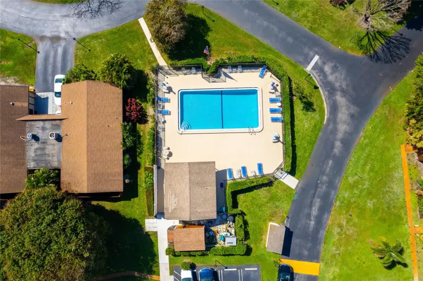 Picture of 503 SE 5Th Cir, Boynton Beach FL 33435