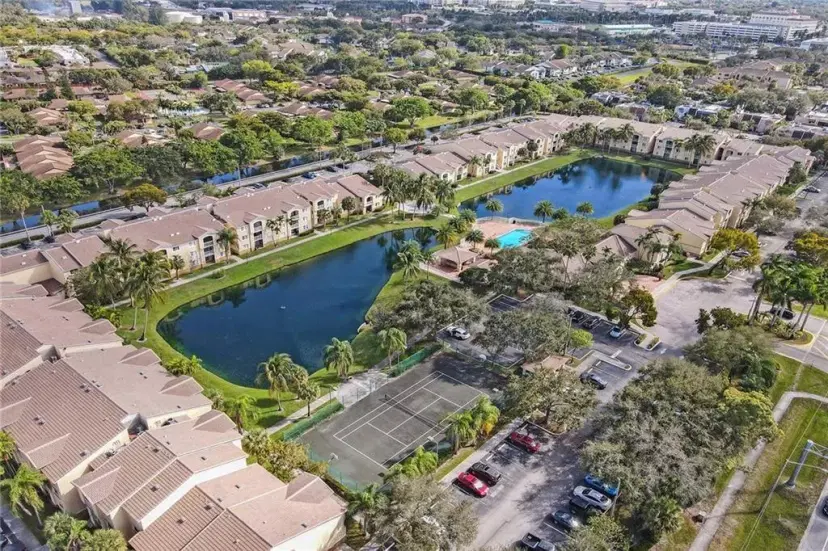 Picture of 2640 S University Dr 129, Davie FL 33328