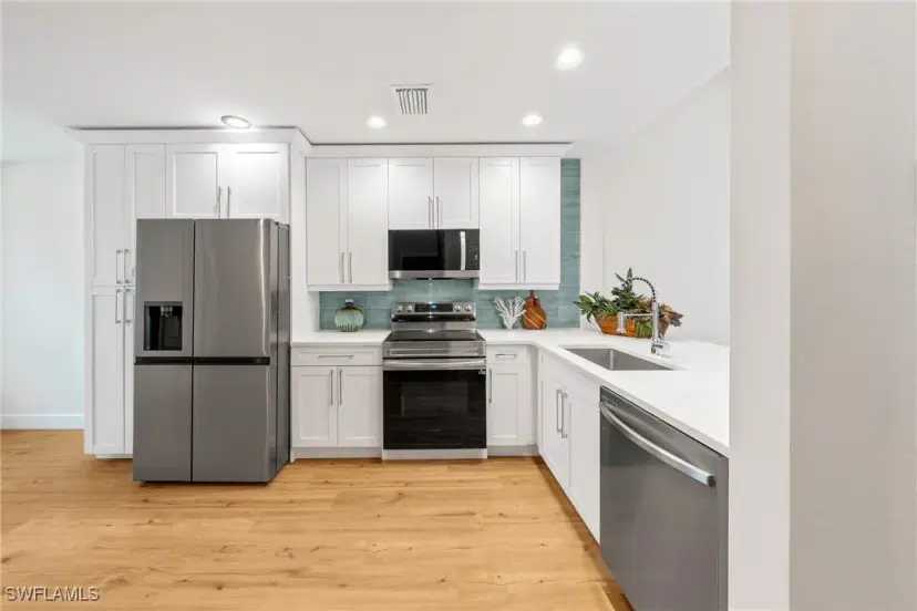 Picture of 7745 Woodbrook Cir 3702, Naples FL 34104