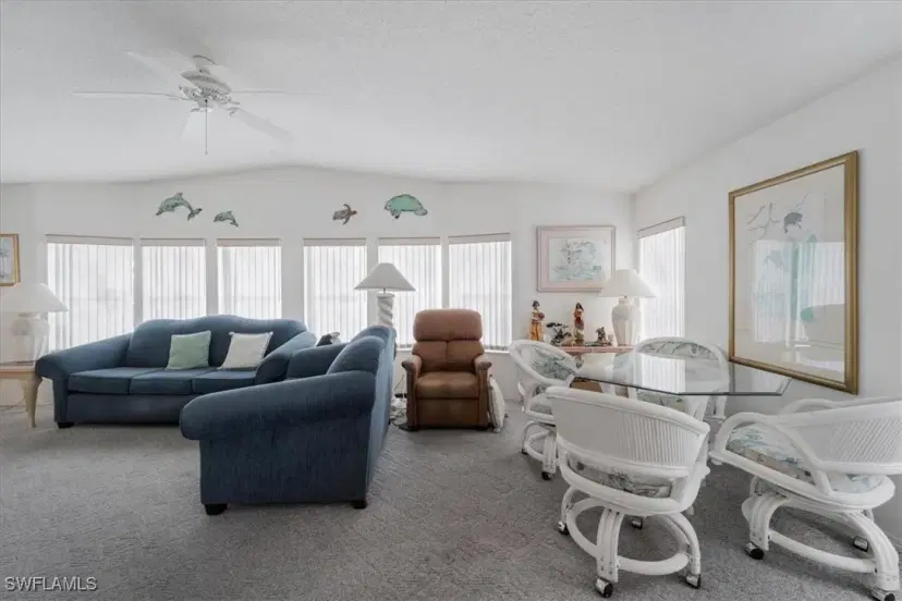 Picture of 256 Riverwood Rd, Naples FL 34114