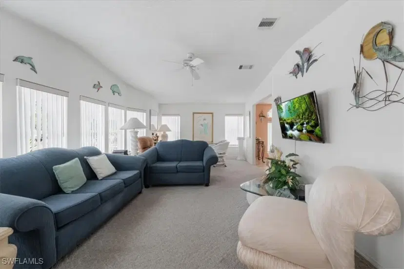 Picture of 256 Riverwood Rd, Naples FL 34114