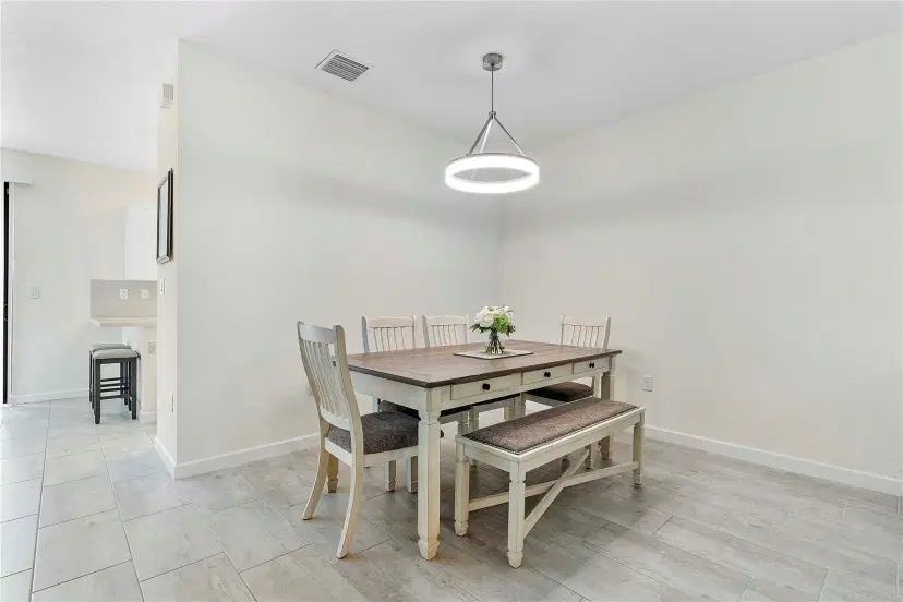 Picture of 4990 Loebner Ter, Davie FL 33314