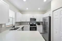 Picture of 4990 Loebner Ter, Davie, FL 33314
