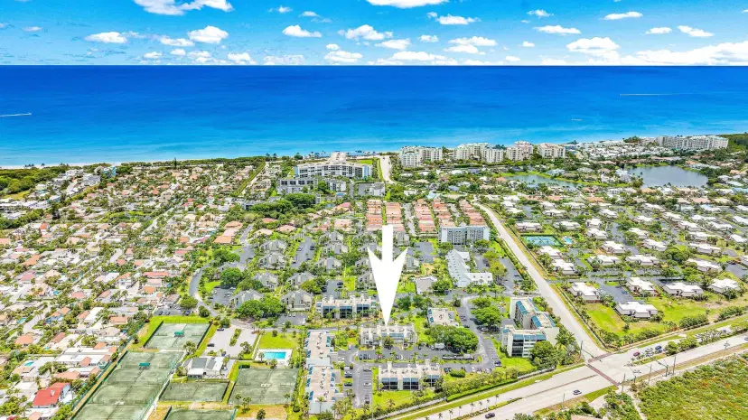 Picture of 1605 S Us Highway 1 V2-204, Jupiter FL 33477