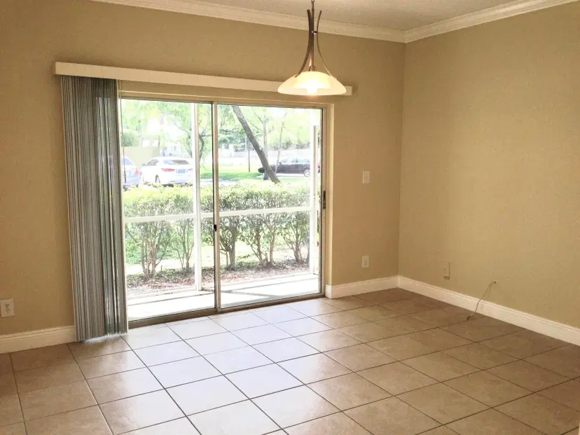Picture of 880 Cypress Park Way E, Deerfield Beach FL 33064