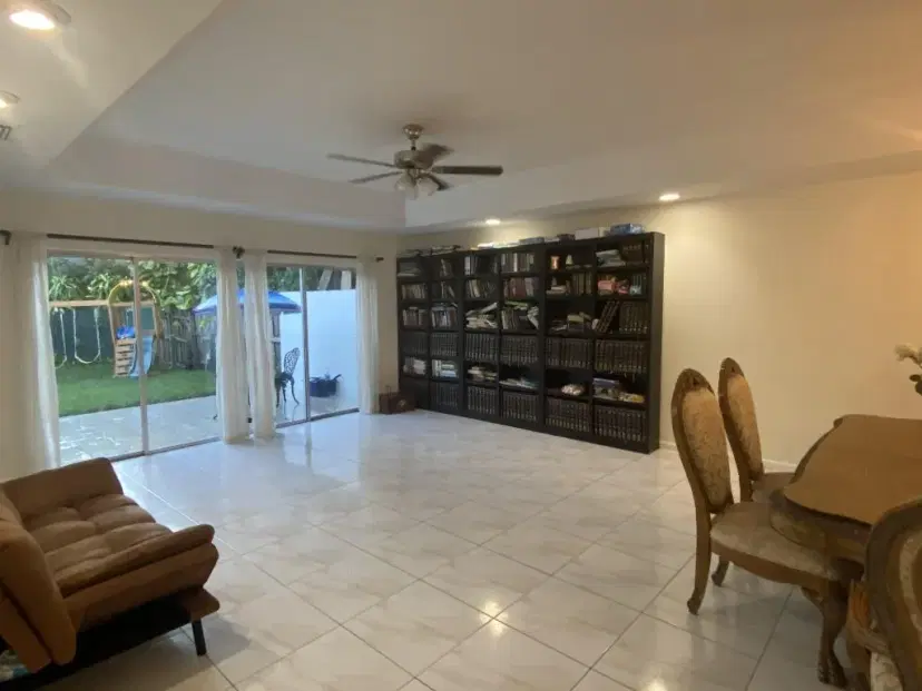 Picture of 9112 Pine Springs Dr, Boca Raton FL 33428