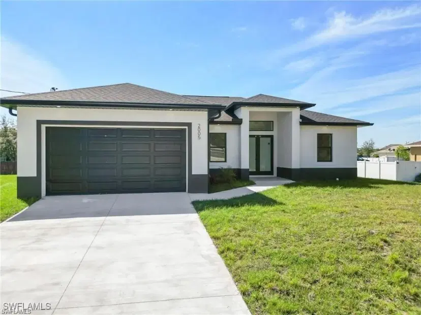 Picture of 3203 Sunshine Blvd N, Lehigh Acres FL 33971