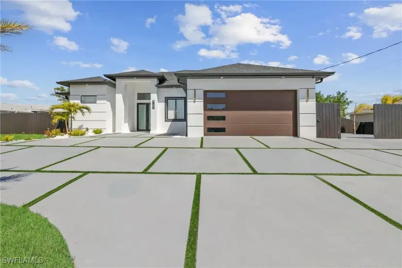 Picture of 1007 NW 19Th St, Cape Coral FL 33993