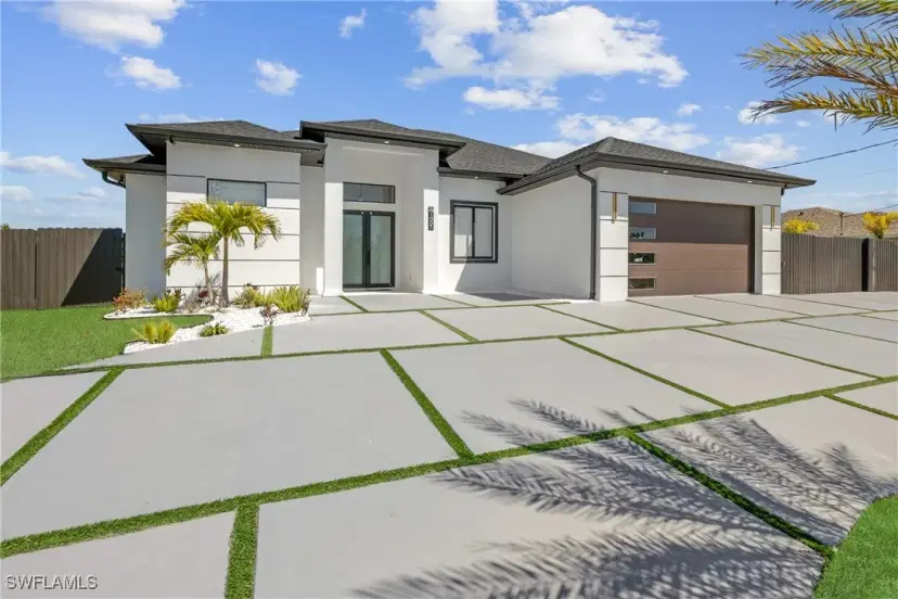 Picture of 1007 NW 19Th St, Cape Coral FL 33993