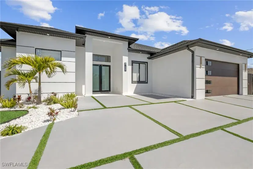 Picture of 1007 NW 19Th St, Cape Coral FL 33993