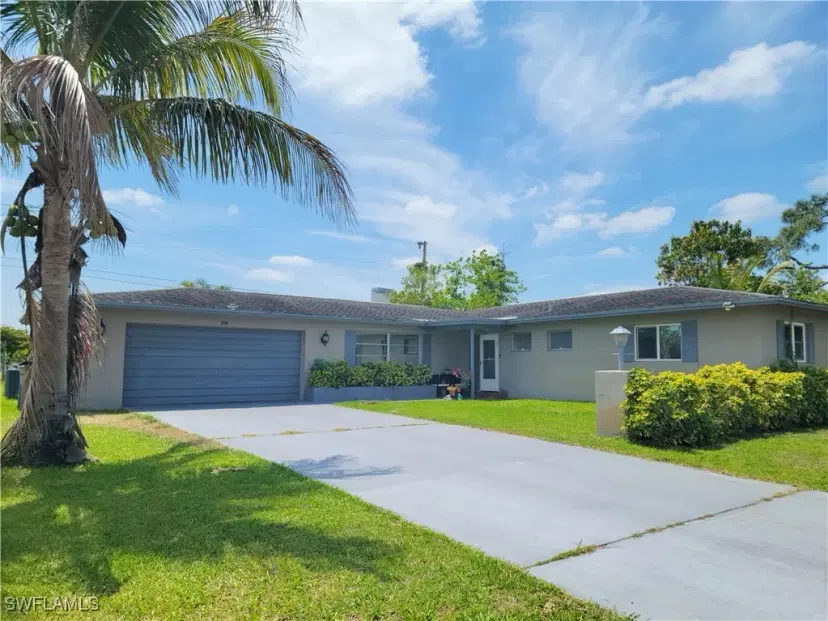 Picture of 304 Hollywood St, Lehigh Acres FL 33936